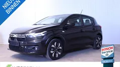 Zwart Gebruikt 2024 Dacia Sandero Journey Hatchback | € 21.500 (Eerlijke prijs)