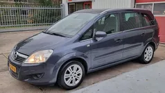 Gebruikt 2009 Opel Zafira Cosmo MPV | € 3.250 (Eerlijke prijs)