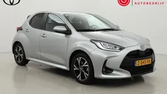 Grijs Gebruikt 2024 Toyota Yaris Hybrid Edition Hatchback | € 23.999 (Goede deal)