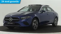Blauw Gebruikt 2024 Mercedes A250 Luxury Sedan | € 38.945 (Eerlijke prijs)