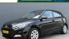 Zwart Gebruikt 2017 Hyundai i20 Hatchback | € 11.835 (Eerlijke prijs)