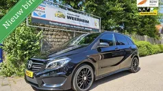Zwart Gebruikt 2016 Mercedes B180 AMG line MPV | € 16.950 (Goede deal)