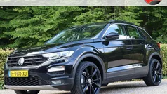 Gebruikt 2020 VW T-Roc Style SUV | € 20.900 (Eerlijke prijs)