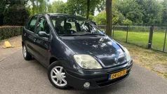 Gebruikt 2002 Renault Scénic Expression MPV | € 1.499 (Eerlijke prijs)