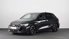 Gebruikt 2025 Audi A3 Sportback S-Line Hatchback | € 37.949 (Eerlijke prijs)
