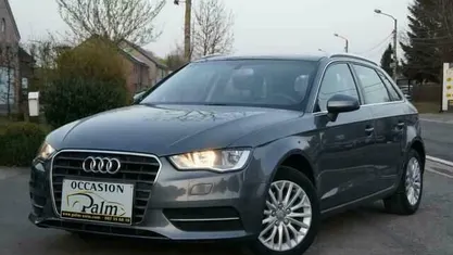 Grijs Gebruikt 2014 Audi A3 Ambiente Sedan | € 13.500 (Super prijs)