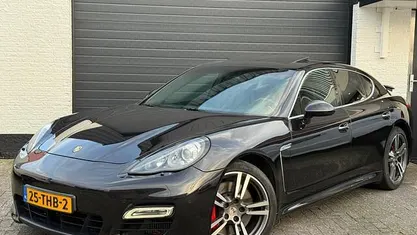 Zwart Gebruikt 2011 Porsche Panamera Sport Hatchback | € 31.995 (Super prijs)