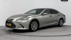 Gebruikt 2019 Lexus ES300H Business Edition Sedan | € 34.995 (Eerlijke prijs)