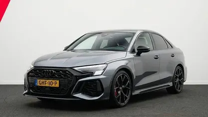 Grijs Gebruikt 2023 Audi RS3 Ambiente Sedan | € 69.849 (Eerlijke prijs)