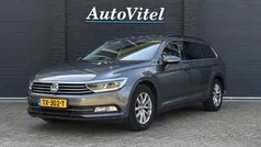 Grijs Gebruikt 2017 VW Passat Highline Stationwagen | € 11.945 (Eerlijke prijs)