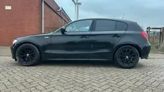 Zwart Gebruikt 2006 BMW 118 Hatchback | € 2.995 (Eerlijke prijs)