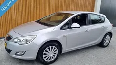 Gebruikt 2010 Opel Astra Edition Hatchback | € 3.999 (Eerlijke prijs)