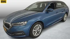 Blauw Gebruikt 2021 Skoda Octavia Business Line Stationwagen | € 20.200 (Eerlijke prijs)