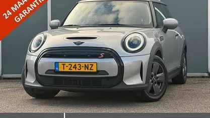 Occasion 2022 Mini Cooper Hatchback | € 18.395 (Super prijs)