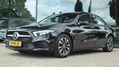 Zwart Gebruikt 2022 Mercedes A180 Business Sedan | € 24.750 (Eerlijke prijs)