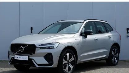 Grijs Occasion 2024 Volvo XC60 Plus SUV | € 51.950 (Eerlijke prijs)