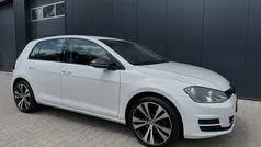 Wit Gebruikt 2014 VW Golf VII Comfortline Hatchback | € 6.999 (Eerlijke prijs)