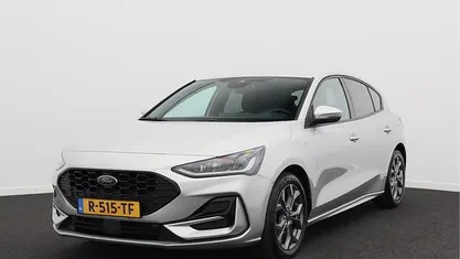 Occasion 2022 Ford Focus ST-Line Hatchback | € 17.950 (Eerlijke prijs)