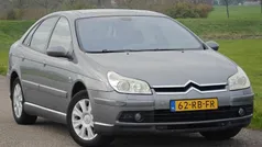 Gebruikt 2005 Citroën C5 Exclusive Hatchback | € 4.950 (Eerlijke prijs)