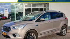 Gebruikt 2017 Ford Kuga Vignale SUV | € 20.940 (Eerlijke prijs)
