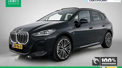 Zwart Gebruikt 2024 BMW 225 Active Tourer Comfort Edition MPV | € 38.940 (Eerlijke prijs)