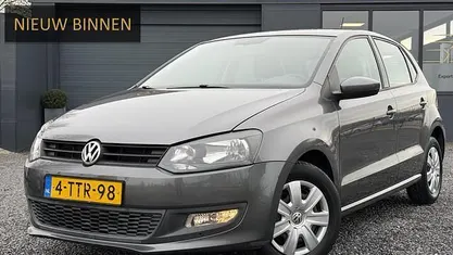 Grijs (metallic) Occasion 2012 VW Polo Hatchback | € 7.443 (Eerlijke prijs)