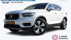 Wit Occasion 2020 Volvo XC40 Momentum SUV | € 25.950 (Eerlijke prijs)