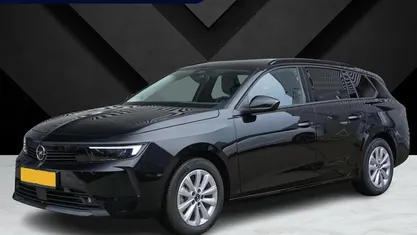Gebruikt 2025 Opel Astra Business Edition Stationwagen | € 27.990 (Eerlijke prijs)