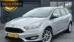 Grijs, metallic lak Gebruikt 2016 Ford Focus Titanium Stationwagen | € 5.749 (Super prijs)