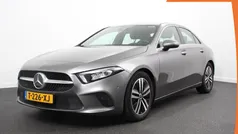 Grijs Gebruikt 2021 Mercedes A200 Progressive Sedan | € 27.390 (Eerlijke prijs)
