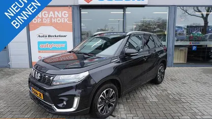 Occasion 2023 Suzuki Vitara Style SUV | € 26.840 (Eerlijke prijs)