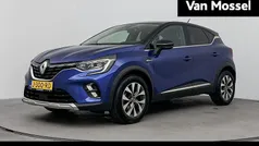 Blauw Gebruikt 2020 Renault Captur Intens SUV | € 19.035 (Eerlijke prijs)