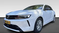 Wit Nieuw 2025 Opel Astra Edition Hatchback | € 35.097 (Super prijs)