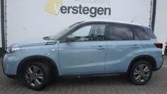 Gebruikt 2025 Suzuki Vitara SUV | € 28.450 (Eerlijke prijs)