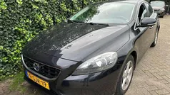 Gebruikt 2013 Volvo V40 Momentum Stationwagen | € 4.900 (Eerlijke prijs)