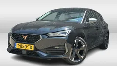 Zwart Gebruikt 2023 Cupra Leon Hatchback | € 26.950 (Eerlijke prijs)