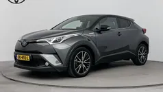 Licht grijs metallic Gebruikt 2018 Toyota C-HR Style SUV | € 20.945 (Eerlijke prijs)
