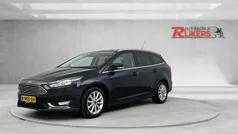 Zwart, metallic lak Gebruikt 2015 Ford Focus Titanium Stationwagen | € 10.999 (Eerlijke prijs)