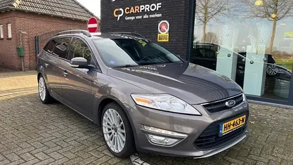 Bruin (metallic) Gebruikt 2012 Ford Mondeo Sport Stationwagen | € 6.450 (Eerlijke prijs)