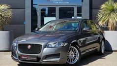 Grijs, metallic lak Gebruikt 2017 Jaguar XF Prestige Sedan | € 15.950 (Eerlijke prijs)