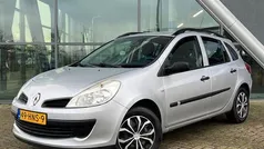 Grijs Gebruikt 2009 Renault Clio GrandTour Expression Stationwagen | € 2.749 (Eerlijke prijs)