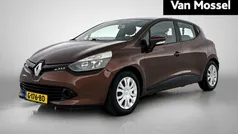 Bruin Gebruikt 2014 Renault Clio IV Night&Day Hatchback | € 6.840 (Eerlijke prijs)