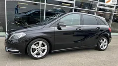 Zwart Gebruikt 2014 Mercedes B200 Ambition MPV | € 11.950 (Goede deal)