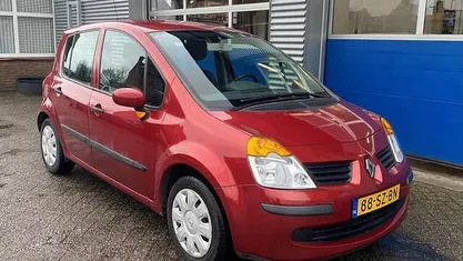 Occasion Renault Modus 112 PK (82 kW) 2006 Rood MPV