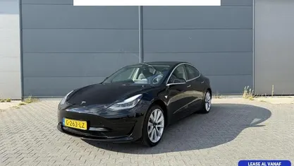 Gebruikt 2019 Tesla Model 3 Standard Range Sedan | € 15.800 (Eerlijke prijs)