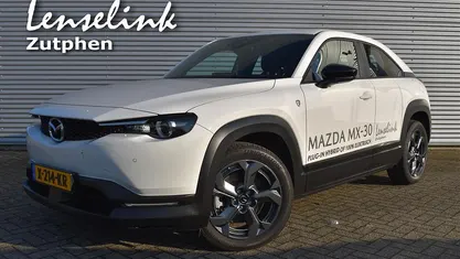 Wit Occasion 2023 Mazda MX30 Prime-Line SUV | € 23.880 (Eerlijke prijs)