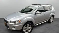 Grijs Gebruikt 2012 Mitsubishi Outlander Edition SUV | € 11.950 (Eerlijke prijs)
