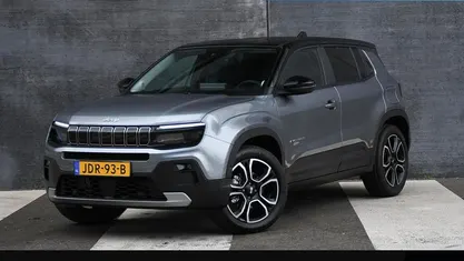 Grijs Nieuw 2025 Jeep Avenger Summit SUV | € 33.995 (Goede deal)