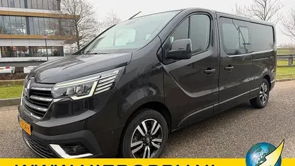 Occasion 2023 Renault Trafic MPV | € 32.500 (Super prijs)