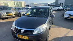 Grijs Gebruikt 2010 Dacia Sandero Hatchback | € 1.795 (Eerlijke prijs)